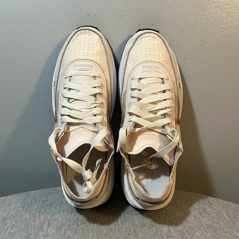 Nike Waffle One ESS Light Soft Pink Athletic Women’s Shoe Size 8 FB1298-600​​​​